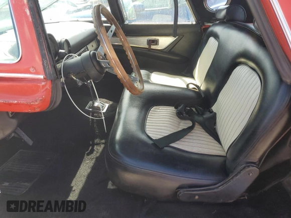 1981 Ford Thunderbird with VIN 1HWTC21A9BE020136, listed as a Copart auction lot 74620434 with 3,441 mi miles and Non Repairable. Bid and sale history available at DreamBid. Image 7.