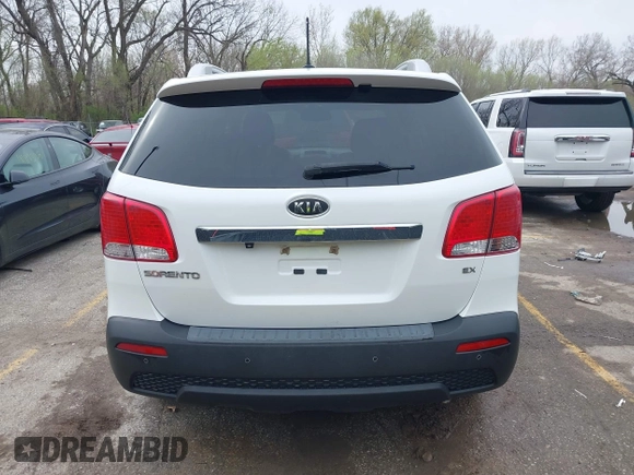2012 Kia Sorento EX with VIN 5XYKU4A6XCG290754, listed as a IAAI auction lot 41918932 with 190,679 mi miles and . Bid and sale history available at carsss.com. Image 17.