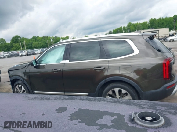 2020 Kia Telluride EX with VIN 5XYP34HC3LG088925, listed as a IAAI auction lot 42399123 with 30,106 mi miles and . Bid and sale history available at DreamBid. Image 14.