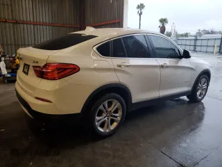 2015 BMW X4 xDrive28i z VIN 5UXXW3C57F0M88652, wystawiony jako Copart lot #45111725 z przebiegiem 162 326 mil mil oraz Szkoda całkowita • Salvage title. Historia ofert i sprzedaży dostępna na DreamBid. Obrazek 3.