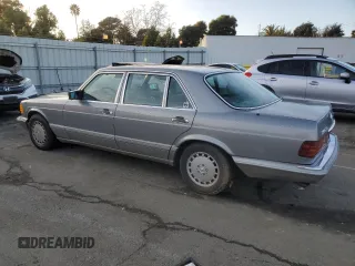 1987 Mercedes-Benz 300 SDL with VIN WDBCB25D8HA308682, listed as a Copart auction lot 85747364 with 250,052 mi miles and Clean Title. Bid and sale history available at carsss.com. Image 2.