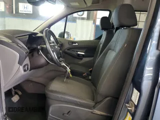 2020 Ford Transit Connect XLT z VIN NM0GE9F27L1445568, wystawiony jako Copart lot #60860625 z przebiegiem 89 558 mil mil oraz Czysty tytuł • Clean title. Historia ofert i sprzedaży dostępna na DreamBid. Obrazek 7.