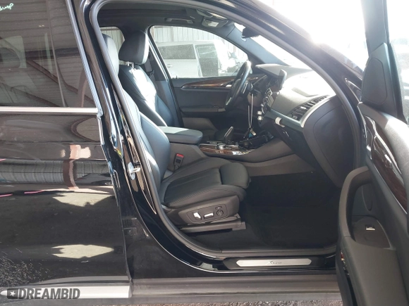 2019 BMW X3 sDrive30i with VIN 5UXTR7C58KLF32117, listed as a IAAI auction lot 41568295 with 60,323 mi miles. Bid and sale history available at carsss.com. Image 5.