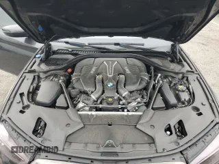 2019 BMW 5 Series M550i xDrive with VIN WBAJB9C59KB287501, listed as a Copart auction lot 59732425 with 74,345 mi miles and Salvage title. Bid and sale history available at DreamBid. Image 11.