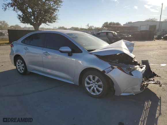2023 Toyota Corolla LE with VIN 5YFB4MDE9PP026235, listed as a Copart auction lot 82431974 with 15,877 mi miles and Salvage Title. Bid and sale history available at carsss.com. Image 4.