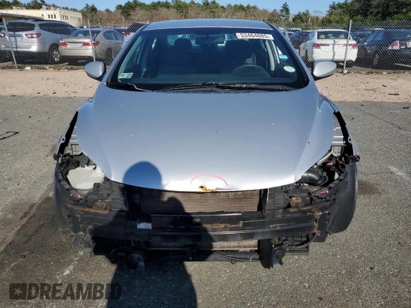 2013 Hyundai Elantra GLS z VIN 5NPDH4AEXDH319488, wystawiony jako Copart lot #53464885 z przebiegiem 279 079 mil mil oraz Szkoda całkowita • Salvage title. Historia ofert i sprzedaży dostępna na DreamBid. Obrazek 5.