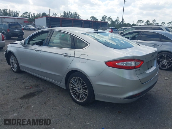 2014 Ford Fusion SE with VIN 3FA6P0HD0ER133772, listed as a IAAI auction lot 41800268 with 135,518 mi miles. Bid and sale history available at carsss.com. Image 3.