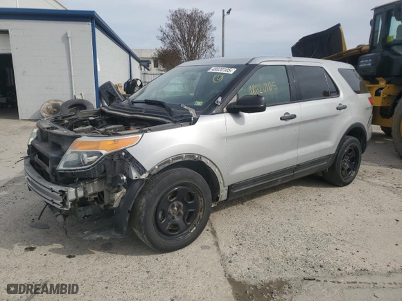 2015 Ford Utility Police Interceptor with VIN 1FM5K8AR3FGA35459, listed as a Copart auction lot 48020105 with 165,114 mi miles and Clean Title. Bid and sale history available at carsss.com. Image 1.