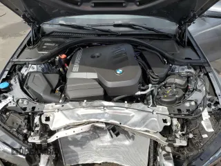 2025 BMW 3 Series 330i xDrive with VIN 3MW89CW01S8F01583, listed as a Copart auction lot 47929825 with 4,134 mi miles and Clean Title. Bid and sale history available at carsss.com. Image 11.