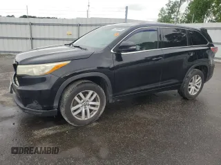 2016 Toyota Highlander LE Plus z VIN 5TDZKRFH1GS137247, wystawiony jako Copart lot #55964605 z przebiegiem 135 852 mil mil oraz Szkoda całkowita • Salvage title. Historia ofert i sprzedaży dostępna na DreamBid. Obrazek 1.