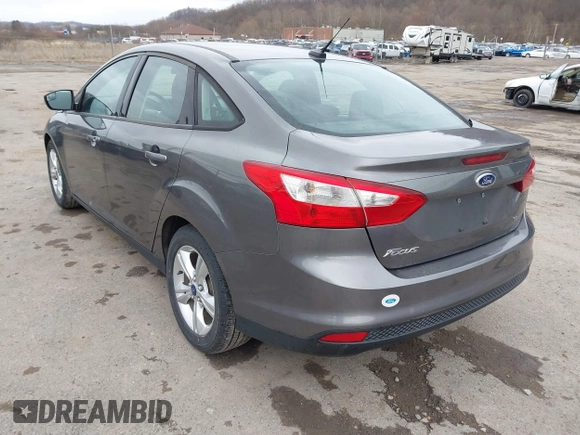 2014 Ford Focus SE with VIN 1FADP3F24EL105899, listed as a IAAI auction lot 41840399 with 90,074 mi miles. Bid and sale history available at carsss.com. Image 3.