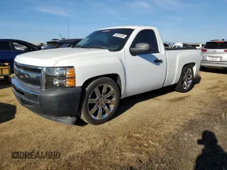 2008 Chevrolet Silverado 1500 1LT with VIN 1GCEK14018Z117478, listed as a Copart auction lot 88104245 with 91,370 mi miles and Salvage Title. Bid and sale history available at DreamBid. Image 1.