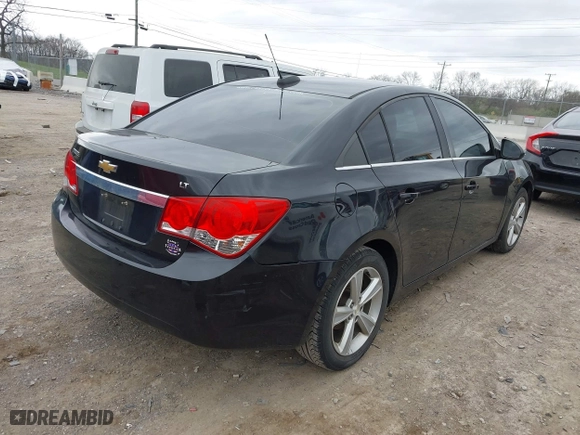 2015 Chevrolet Cruze LT with VIN 1G1PE5SB5F7237605, listed as a IAAI auction lot 41802293 with 207,051 mi miles. Bid and sale history available at carsss.com. Image 4.