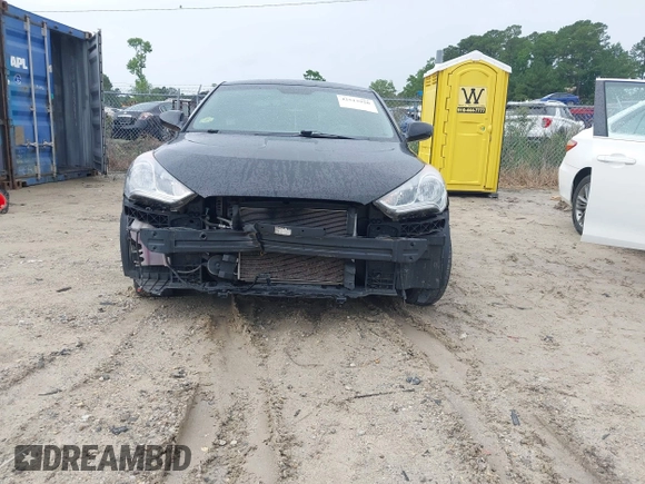 2013 Hyundai Veloster w/Black Int with VIN KMHTC6AD3DU084995, listed as a IAAI auction lot 42513920 with 103,595 mi miles and . Bid and sale history available at DreamBid. Image 6.