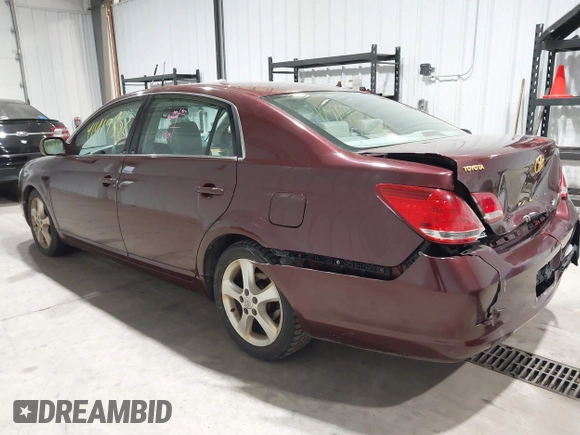 2006 Toyota Avalon XL with VIN 4T1BK36B56U166654, listed as a IAAI auction lot 41419852 with 276,216 mi miles. Bid and sale history available at carsss.com. Image 3.