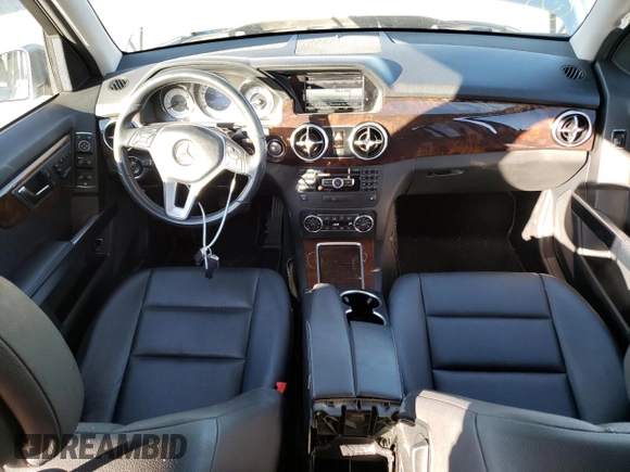 2015 Mercedes-Benz GLK 250 with VIN WDCGG0EB2FG423581, listed as a Copart auction lot 75017783 with 95,518 mi miles and . Bid and sale history available at DreamBid. Image 8.