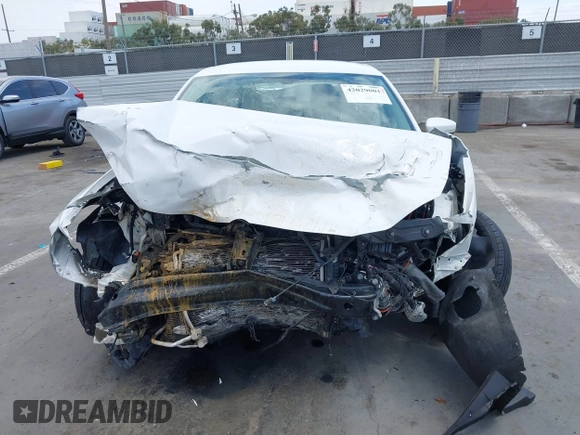 2014 Volkswagen Passat S z VIN 1VWAT7A30EC113737, wystawiony jako IAAI lot #42029001 z przebiegiem 115 378 mil mil oraz . Historia ofert i sprzedaży dostępna na DreamBid. Obrazek 6.