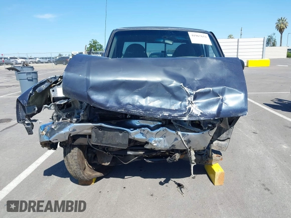 2000 Ford Ranger XL with VIN 1FTYR14V4YPB92188, listed as a IAAI auction lot 41967651 with 297,603 mi miles. Bid and sale history available at carsss.com. Image 12.