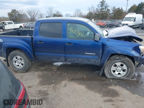 2014 Toyota Tacoma with VIN 3TMLU4EN0EM147243, listed as a IAAI auction lot 41684902 with 308,167 mi miles. Bid and sale history available at carsss.com. Image 12.