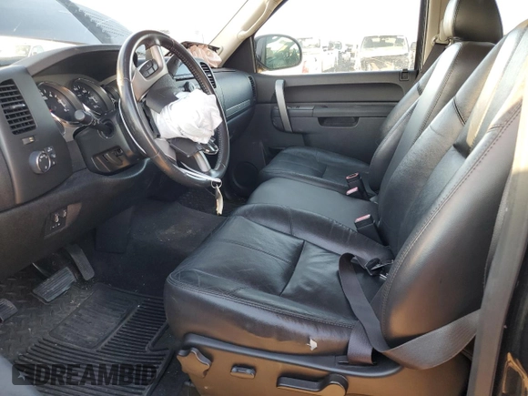 2010 Chevrolet Silverado 1500 with VIN 1GC4C0BG4AF138349, listed as a Copart auction lot 44080125 with 125,214 mi miles and Salvage Title. Bid and sale history available at DreamBid. Image 7.