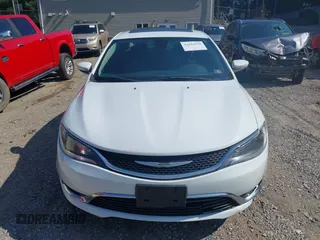 2015 Chrysler 200 Limited с VIN 1C3CCCAB2FN707428, выставлен на аукционе IAAI как лот 42633579 с пробегом 138 291 миль миль и . История ставок и продаж доступна на DreamBid. Изображение 12.