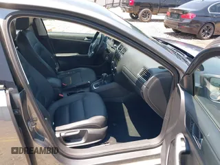 2011 Volkswagen Jetta SE with VIN 3VWDZ7AJ0BM012959, listed as a IAAI auction lot 42455475 with 128,220 mi miles and . Bid and sale history available at DreamBid. Image 5.