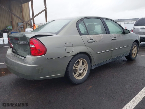 2006 Chevrolet Malibu LT w/0LT with VIN 1G1ZT51F06F212054, listed as a IAAI auction lot 41473761 with 152,198 mi miles. Bid and sale history available at carsss.com. Image 4.