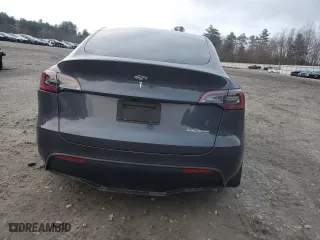 2023 Tesla Model Y Long Range with VIN 7SAYGAEE5PF928930, listed as a Copart auction lot 81572254 with 28,624 mi miles and Salvage Title. Bid and sale history available at carsss.com. Image 6.