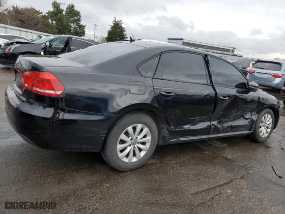 2012 Volkswagen Passat S w/Appearance with VIN 1VWAH7A30CC100422, listed as a Copart auction lot 47727135 with 167,598 mi miles and Salvage Title. Bid and sale history available at carsss.com. Image 3.
