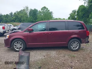 2018 Dodge Grand Caravan SXT z VIN 2C4RDGCG5JR305191, wystawiony jako IAAI lot #42269531 z przebiegiem 116 098 mil mil oraz . Historia ofert i sprzedaży dostępna na DreamBid. Obrazek 15.