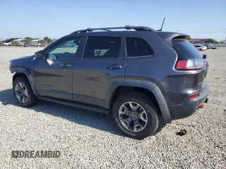 2019 Jeep Cherokee Trailhawk Elite z VIN 1C4PJMBN0KD427007, wystawiony jako Copart lot #57429735 z przebiegiem 54 070 mil mil oraz Szkoda całkowita • Salvage title. Historia ofert i sprzedaży dostępna na DreamBid. Obrazek 2.