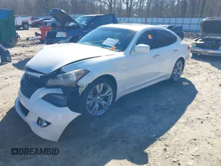 2013 Infiniti M37 with VIN JN1BY1AP6DM510938, listed as a IAAI auction lot 41239747 with Not Provided miles. Bid and sale history available at carsss.com. Image 2.