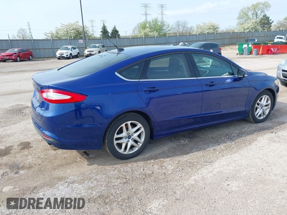 2014 Ford Fusion SE with VIN 3FA6P0H74ER389455, listed as a IAAI auction lot 42139910 with 237,252 mi miles. Bid and sale history available at carsss.com. Image 4.