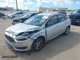 2015 Ford Focus SE with VIN 1FADP3F27FL215346, listed as a IAAI auction lot 41824517 with 124,396 mi miles. Bid and sale history available at carsss.com. Image 17.