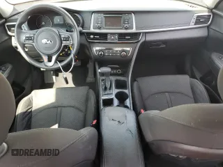 2016 Kia Optima LX z VIN 5XXGT4L38GG030133, wystawiony jako Copart lot #59385105 z przebiegiem 130 546 mil mil oraz Czysty tytuł • Clean title. Historia ofert i sprzedaży dostępna na DreamBid. Obrazek 8.