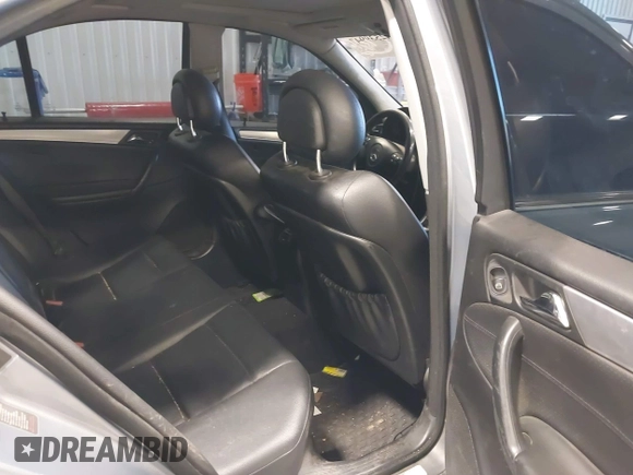 2005 Mercedes-Benz C 230 Kompressor с VIN WDBRF40J25F662008, выставлен на аукционе IAAI как лот 42539947 с пробегом 182 727 миль миль и . История ставок и продаж доступна на DreamBid. Изображение 8.