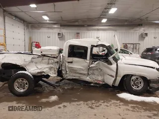 2006 Chevrolet Silverado 1500 with VIN 1GBHC23246F128626, listed as a IAAI auction lot 41574542 with Not Provided miles and . Bid and sale history available at DreamBid. Image 13.