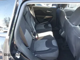 2018 Jeep Cherokee Latitude with VIN 1C4PJLCX9JD612018, listed as a IAAI auction lot 41526139 with 68,748 mi miles and . Bid and sale history available at DreamBid. Image 8.