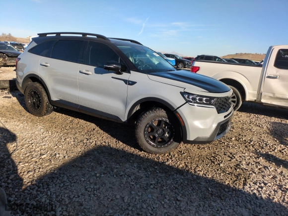 2023 Kia Sorento X-Line SX Prestige with VIN 5XYRKDLF7PG164973, listed as a Copart auction lot 48480635 with 22,274 mi miles and Salvage Title. Bid and sale history available at carsss.com. Image 4.