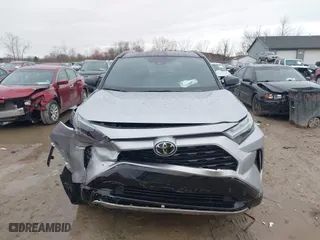2025 Toyota RAV4 Hybrid XSE with VIN 4T3E6RFV4SU179475, listed as a IAAI auction lot 41911108 with 1,189 mi miles. Bid and sale history available at carsss.com. Image 12.