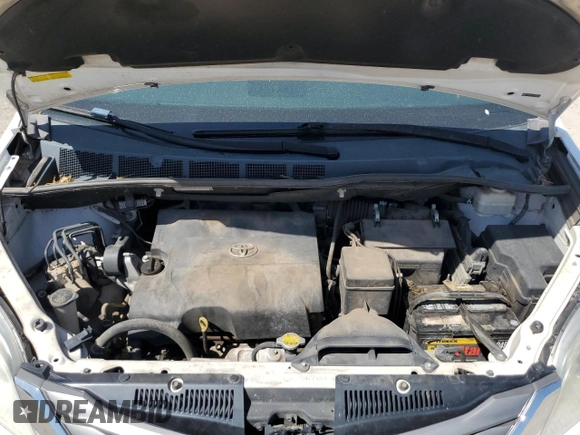 2013 Toyota Sienna XLE AAS with VIN 5TDYK3DC1DS368452, listed as a Copart auction lot 52638715 with 163,254 mi miles and Salvage Title. Bid and sale history available at carsss.com. Image 12.