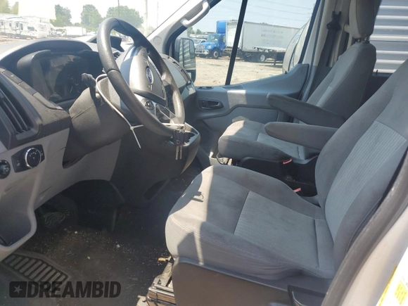 2017 Ford Transit XL z VIN 1FBAX2CM9HKA21590, wystawiony jako Copart lot #58671505 z przebiegiem 123 464 mil mil oraz Szkoda całkowita • Salvage title. Historia ofert i sprzedaży dostępna na DreamBid. Obrazek 7.