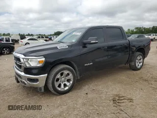 2021 Ram 1500 Big Horn z VIN 1C6RREFT4MN750643, wystawiony jako Copart lot #55787175 z przebiegiem 102 014 mil mil oraz Szkoda całkowita • Salvage title. Historia ofert i sprzedaży dostępna na DreamBid. Obrazek 1.
