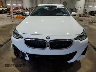 2022 BMW 2 Series 230i with VIN 3MW23CM00N8C68052, listed as a Copart auction lot 87752535 with 11,533 mi miles and Salvage Title. Bid and sale history available at carsss.com. Image 5.