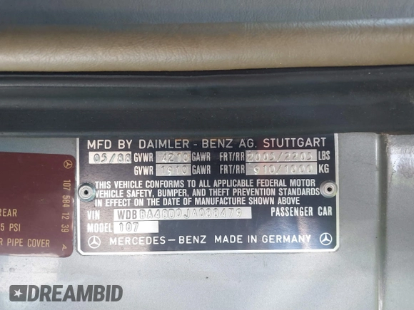 1988 Mercedes-Benz 560 SL with VIN WDBBA48D0JA088479, listed as a IAAI auction lot 41272731 with 91,858 mi miles and . Bid and sale history available at DreamBid. Image 9.