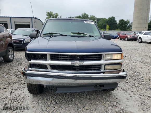1998 Chevrolet Tahoe with VIN 1GNEK13R2WJ376001, listed as a Copart auction lot 66877074 with 267,012 mi miles and Clean Title. Bid and sale history available at carsss.com. Image 5.