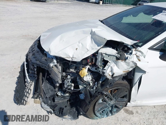 2025 Toyota Camry LE with VIN 4T1DAACK0SU551828, listed as a IAAI auction lot 41823385 with Not Provided miles and . Bid and sale history available at DreamBid. Image 17.