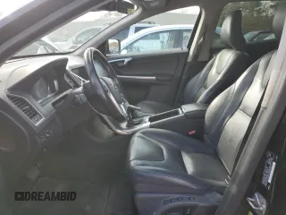 2016 Volvo XC60 T5 Premier с VIN YV4612RKXG2926036, выставлен на аукционе Copart как лот 43135965 с пробегом 120 403 миль миль и Списание • Salvage title. История ставок и продаж доступна на DreamBid. Изображение 7.