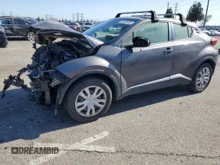 2020 Toyota C-HR LE with VIN JTNKHMBX4L1083431, listed as a Copart auction lot 49535465 with 17,802 mi miles and Salvage Title. Bid and sale history available at carsss.com. Image 1.