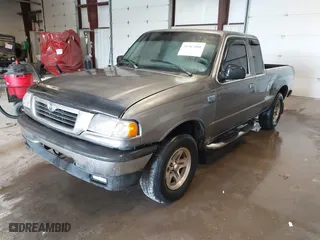 2000 Mazda B-Series 2WD Truck DS with VIN 4F4YR16V8YTM09723, listed as a IAAI auction lot 41365401 with 170,351 mi miles. Bid and sale history available at carsss.com. Image 17.